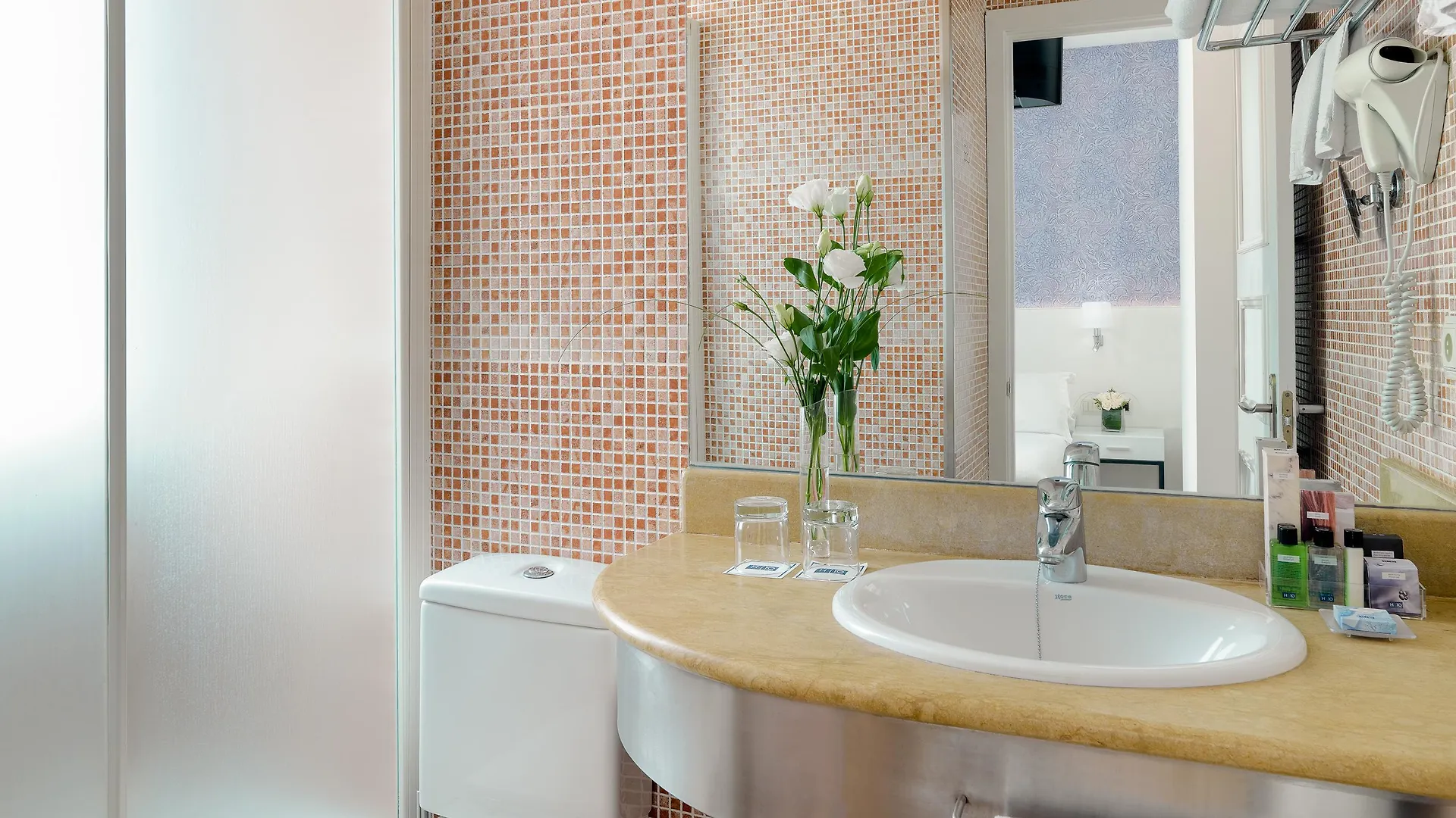 H10 Raco Del Pi Hotel Barcelona