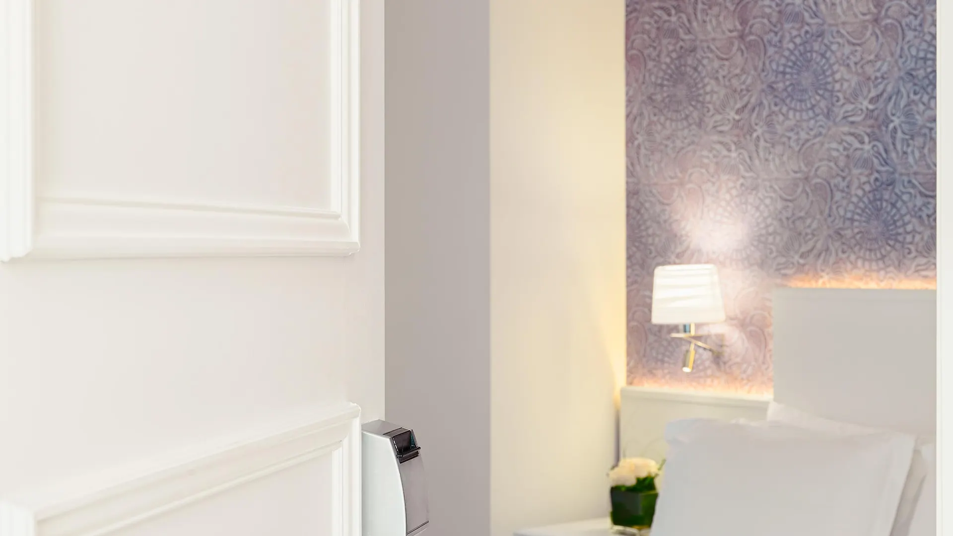 ***  H10 Raco Del Pi Hotel Barcelona Spain