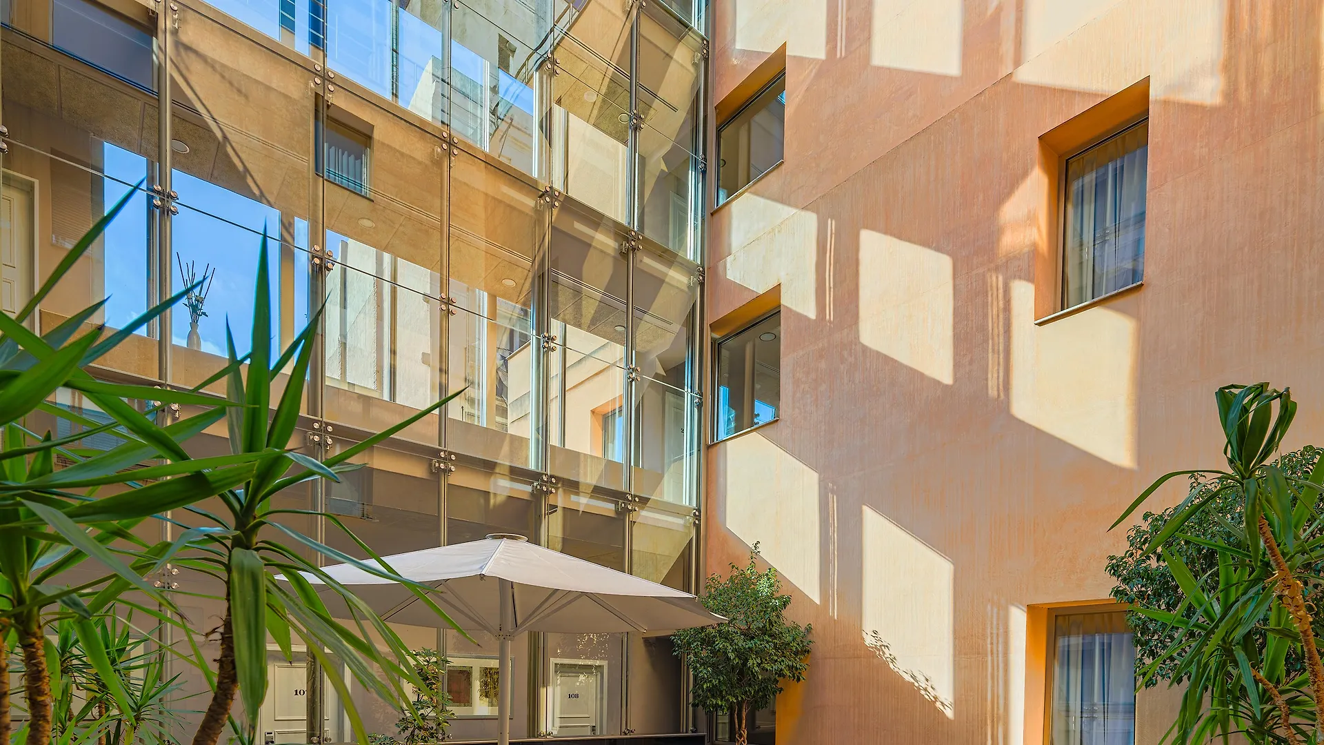 H10 Raco Del Pi Hotel Barcelona
