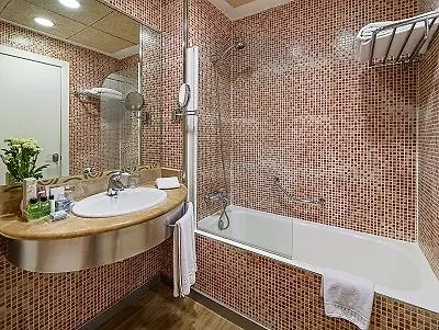 ***  H10 Raco Del Pi Hotell Barcelona Spanien