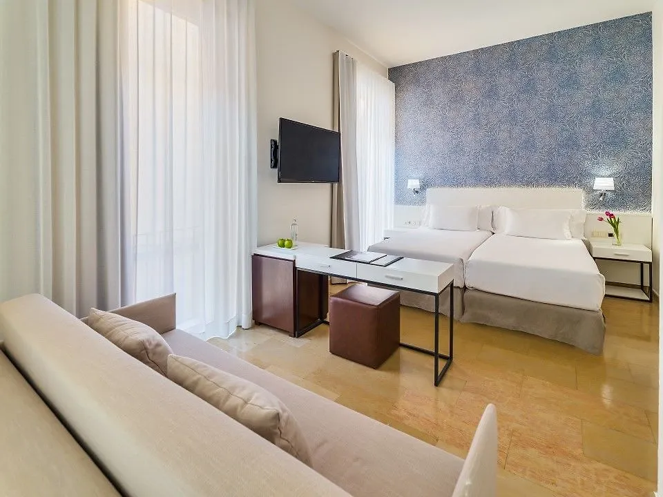 H10 Raco Del Pi Hotel Barcelona 3*,
